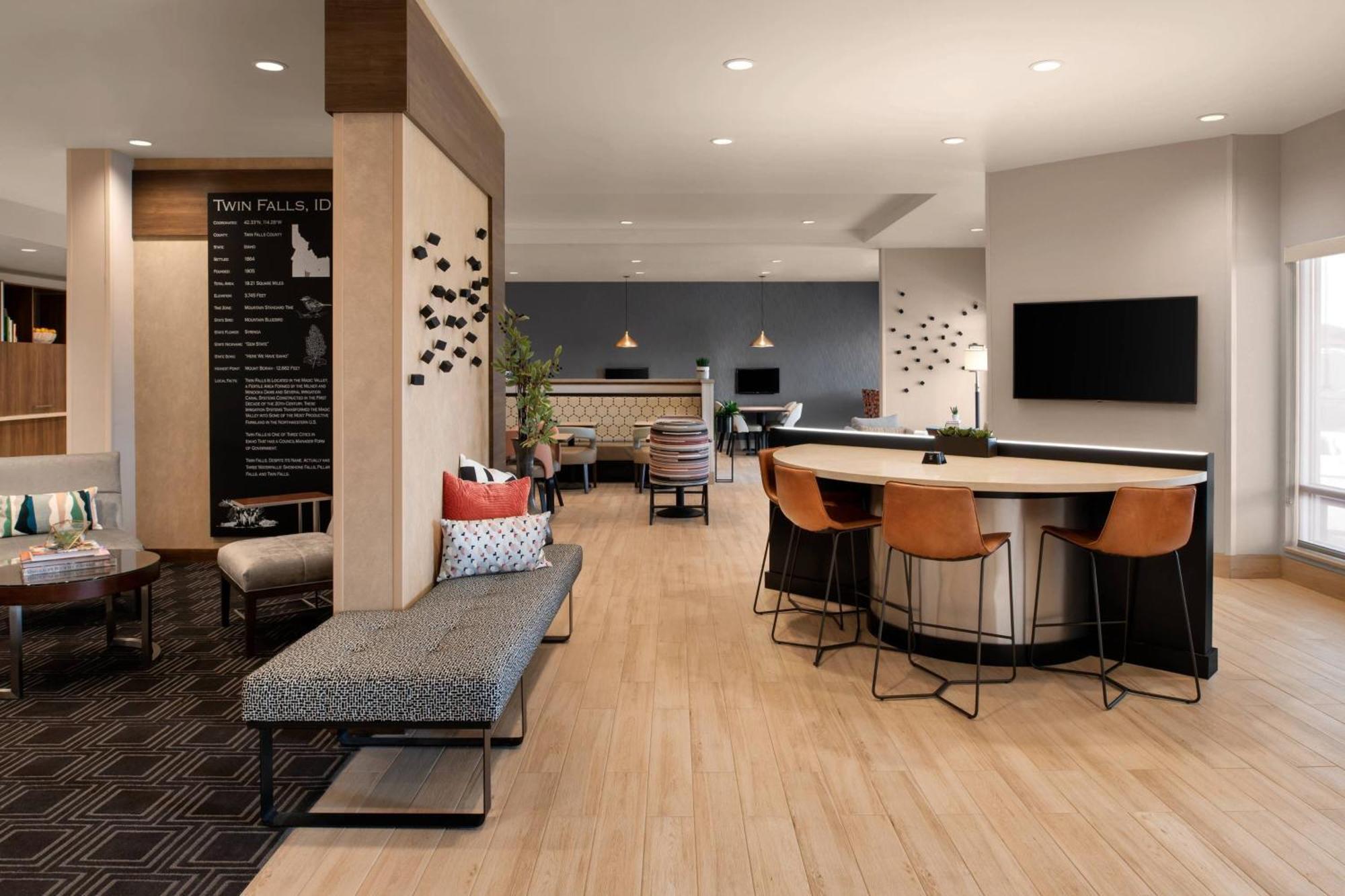 Towneplace Suites By Marriott טווין פולס מראה חיצוני תמונה